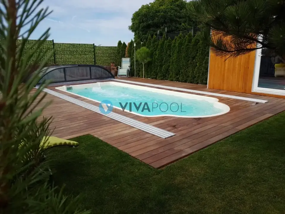 vivapool-radomsko-polikarbonatowy-szyk-posesja